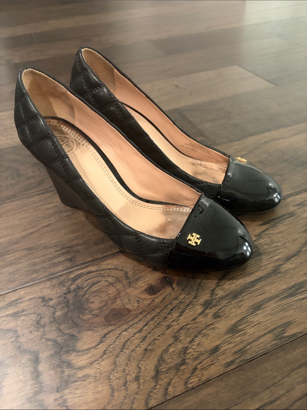 Tory Burch Claremont Wedge Heel Pumps Sz 7.5